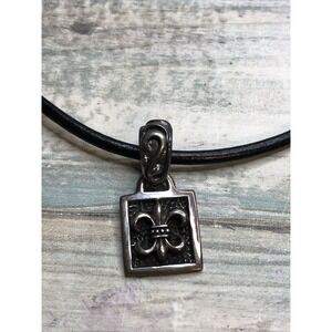 Silpada Sterling Silver Fleur De Lis Pendant Necklace 16" Black‎ Cord 925